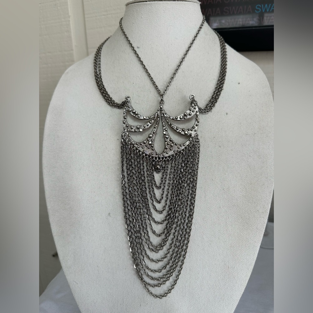 Unique silvertone vintage 60’s 70’s funky long necklace